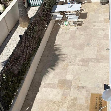 Appartement Neuf, 2 Chambres, Terrasse Plein Sud A Сен Максим Екстериор снимка